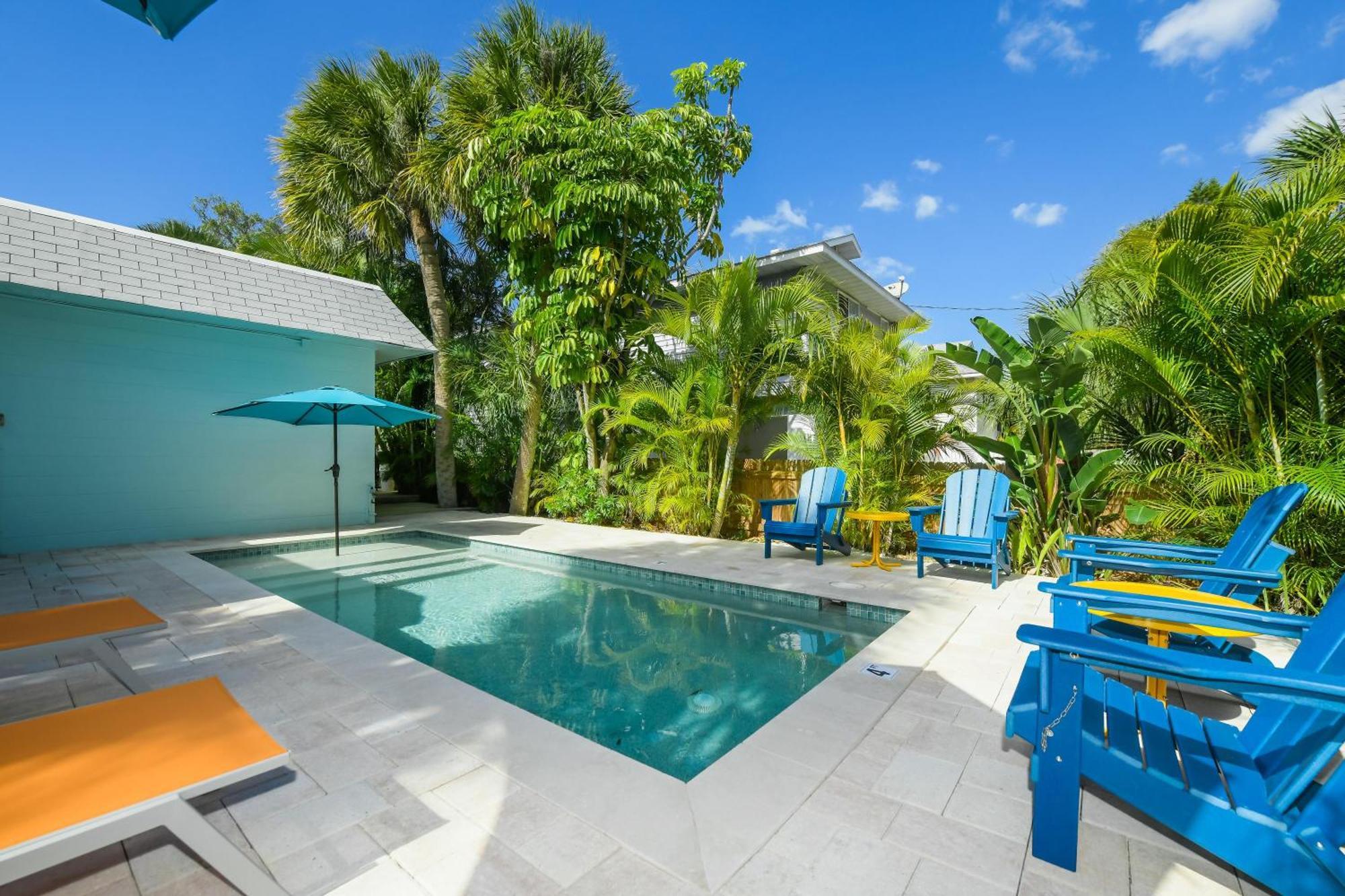 Salty Dog Villa Holmes Beach Exterior photo