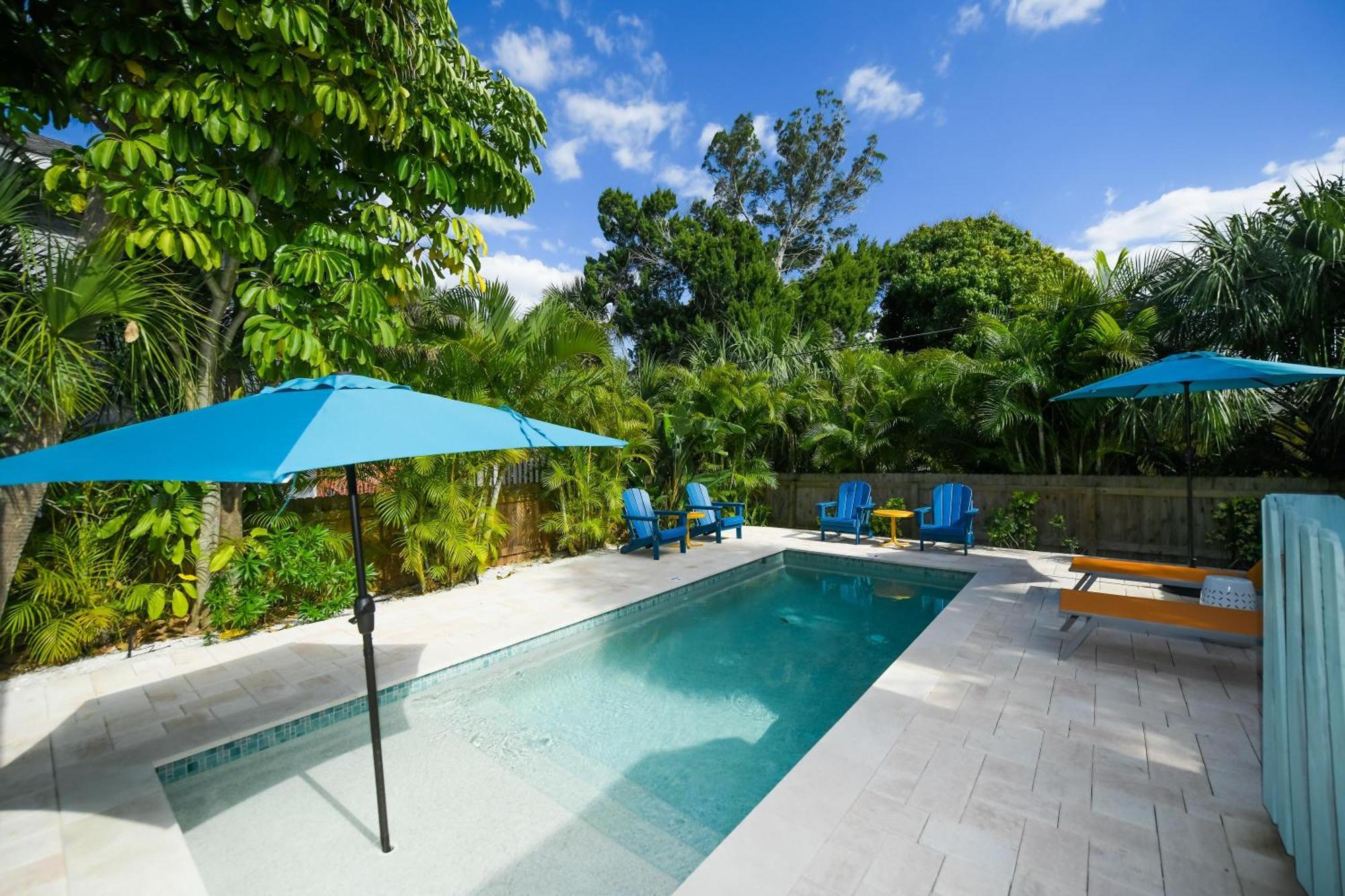 Salty Dog Villa Holmes Beach Exterior photo